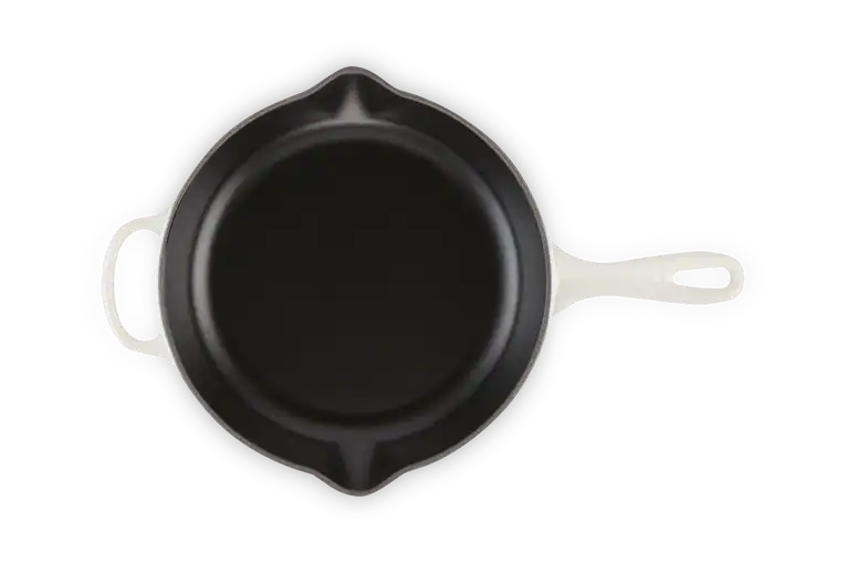 Le Creuset Skillet 26cm: Meringue - Image 3