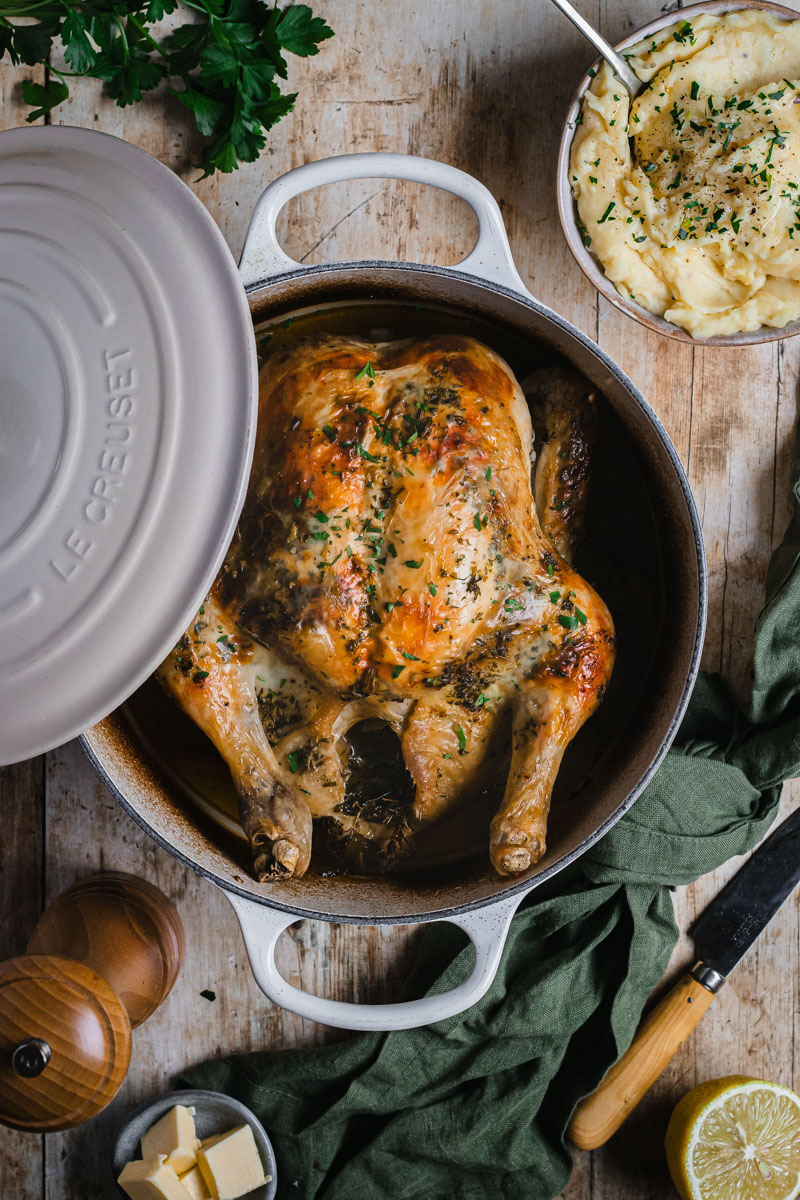 Le Creuset French Oven 24cm: Satin Black - Image 2