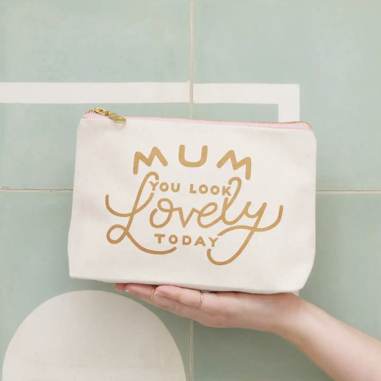 Mum, You Look Lovely Today - Makeup Bag - Image 5