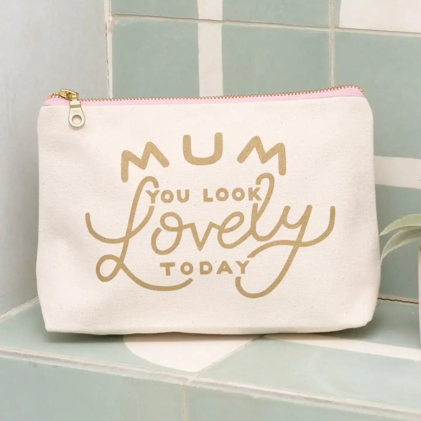 Mum, You Look Lovely Today - Makeup Bag - Image 2