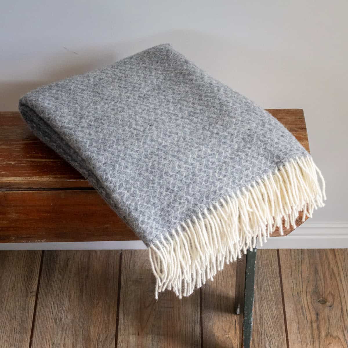 Hoop Pattern Grey Wool Blanket