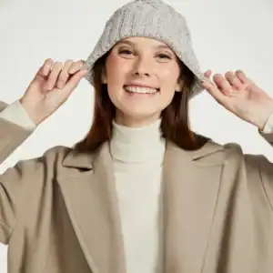 Natural Diamond Stitch Beanie