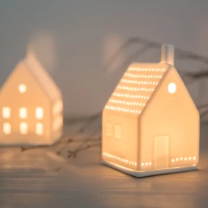 tealight-house-with-heart-2.webp